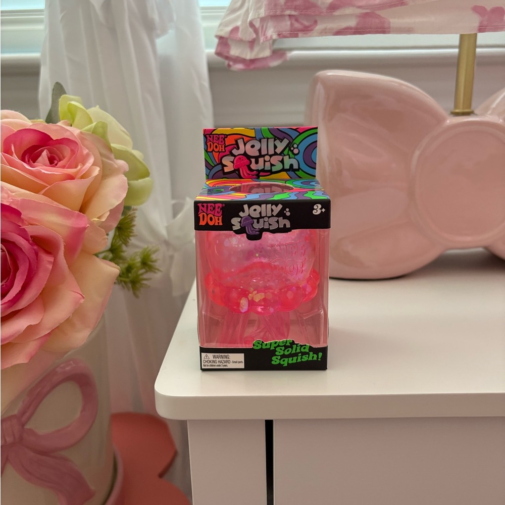 Needoh Jelly Squish Super Squish Toy - Pink